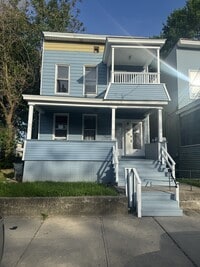 Building Photo - 184 N Lake Ave