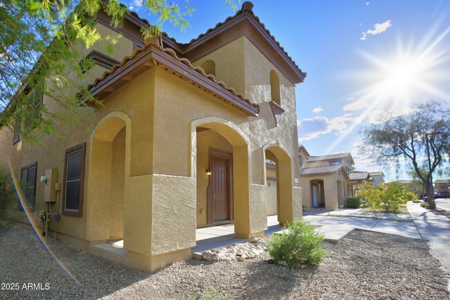 Building Photo - 18515 W Sunbelt Dr