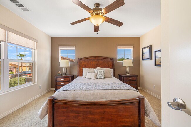 Building Photo - 52230 Desert Spoon Ct