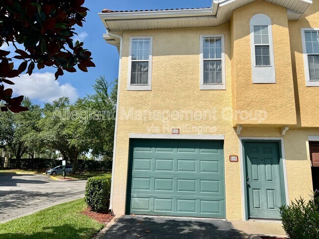 Primary Photo - 12016 Villanova Dr