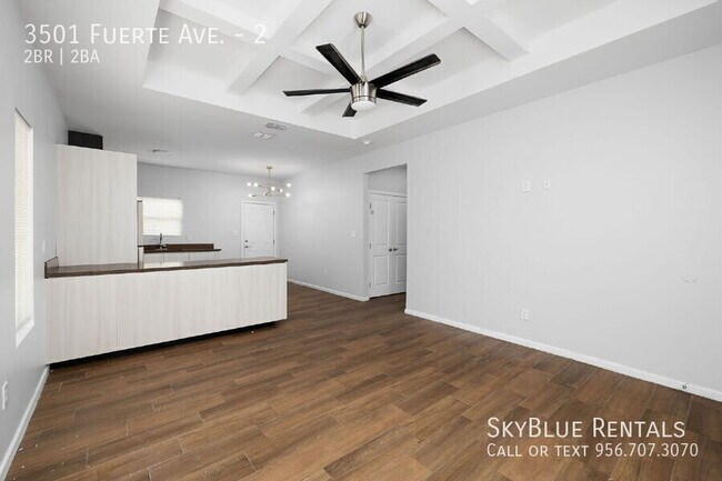 Building Photo - 3501 Fuerte Ave