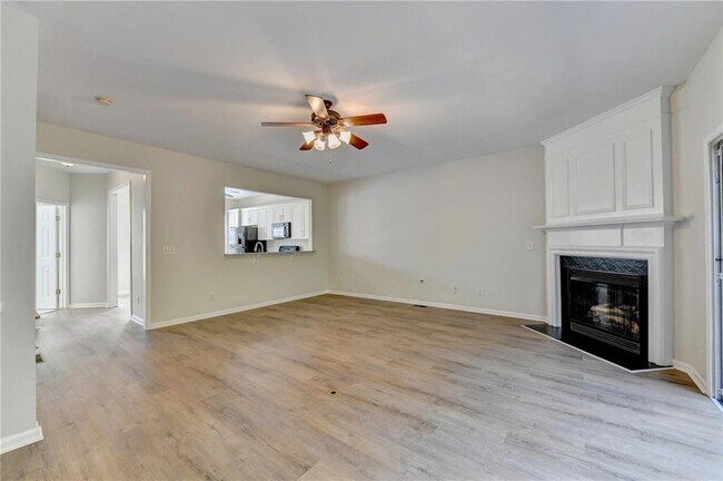 Building Photo - 2026 Merrimont Way