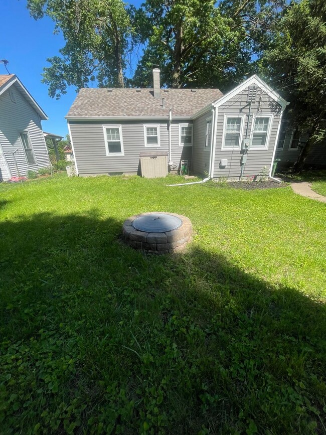 Building Photo - Home for Rent in Bellevue NE!