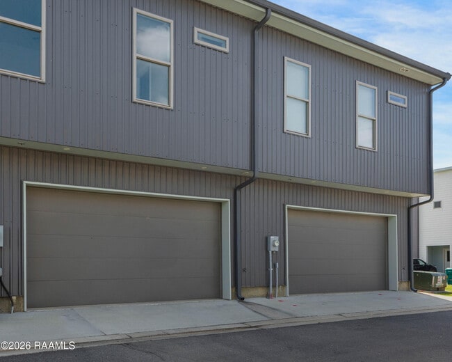 Building Photo - 102 Canvasback Dr