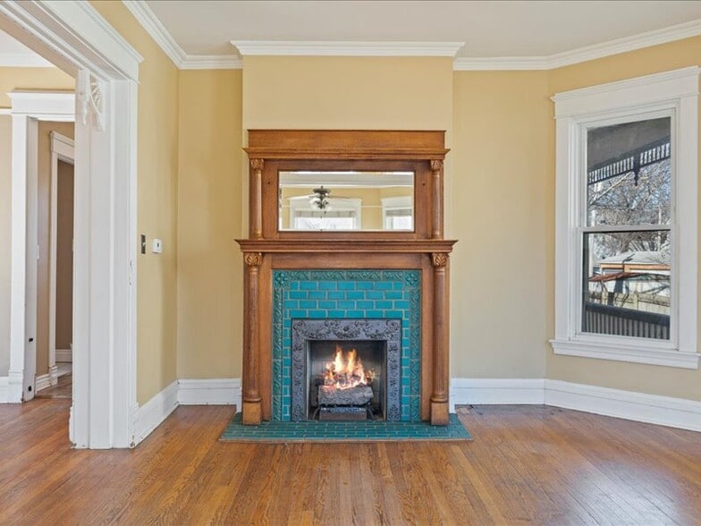 Building Photo - 1517 9th Ave