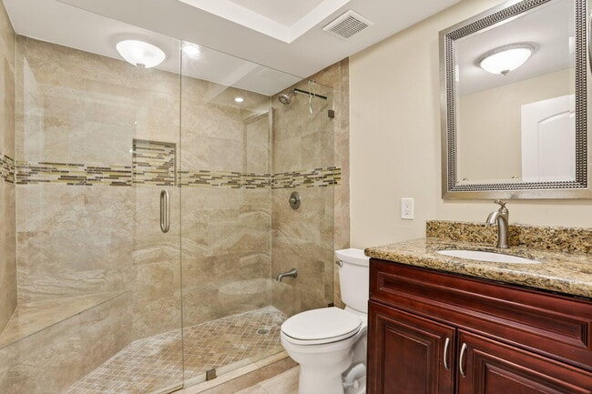 Building Photo - 3499 Oaks Way