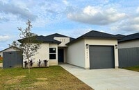 Building Photo - 1411 Los Estribos Dr