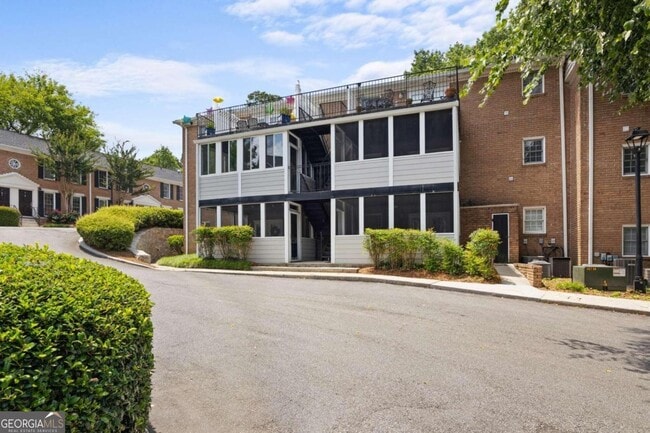 Building Photo - 1101 Collier Rd NW