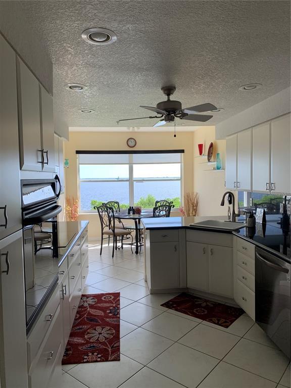 Building Photo - 200 Harbor Walk Dr