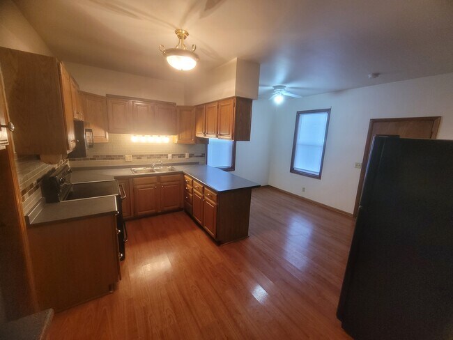 Building Photo - 2159 S 11th St