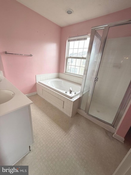 Building Photo - 5327 Abbeywood Ct