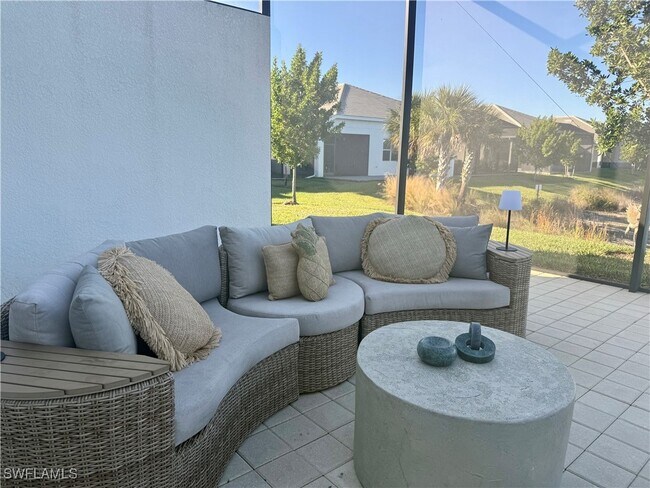 Building Photo - 9179 Cayman Dr