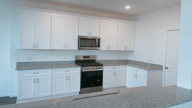 Building Photo - 10212 Gates Ml Rd