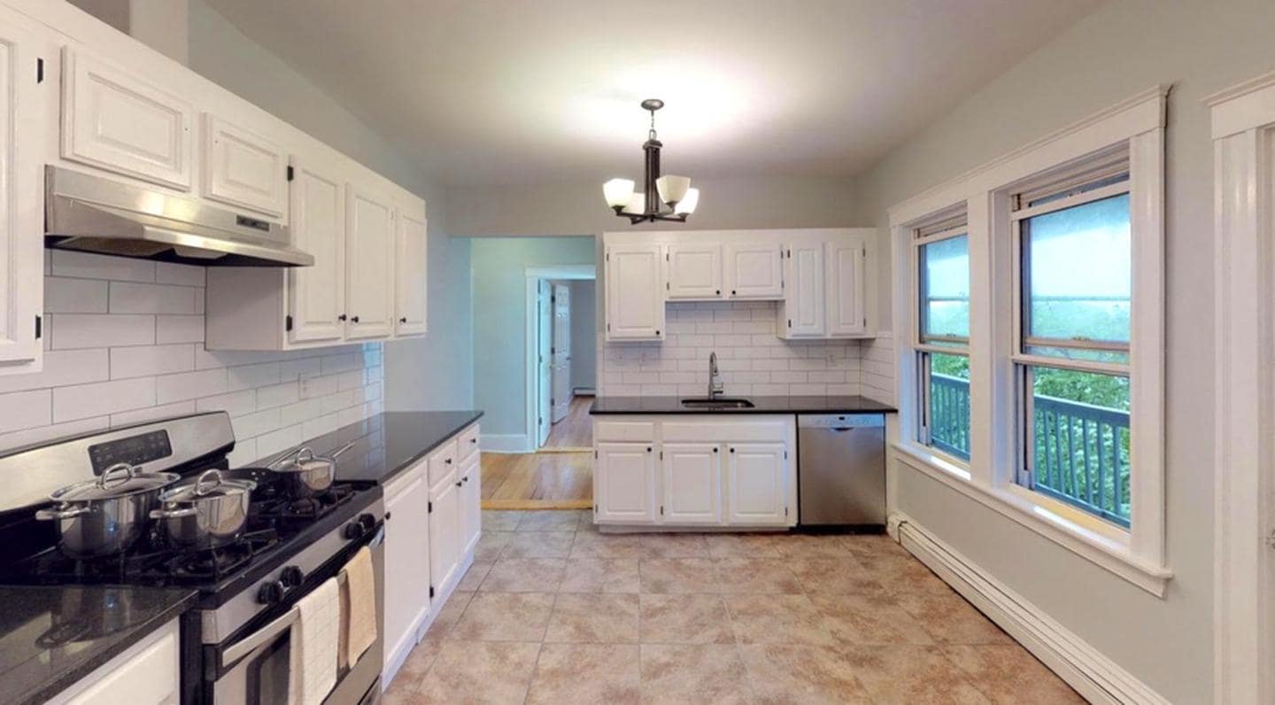 Building Photo - 110 Greenbrier St