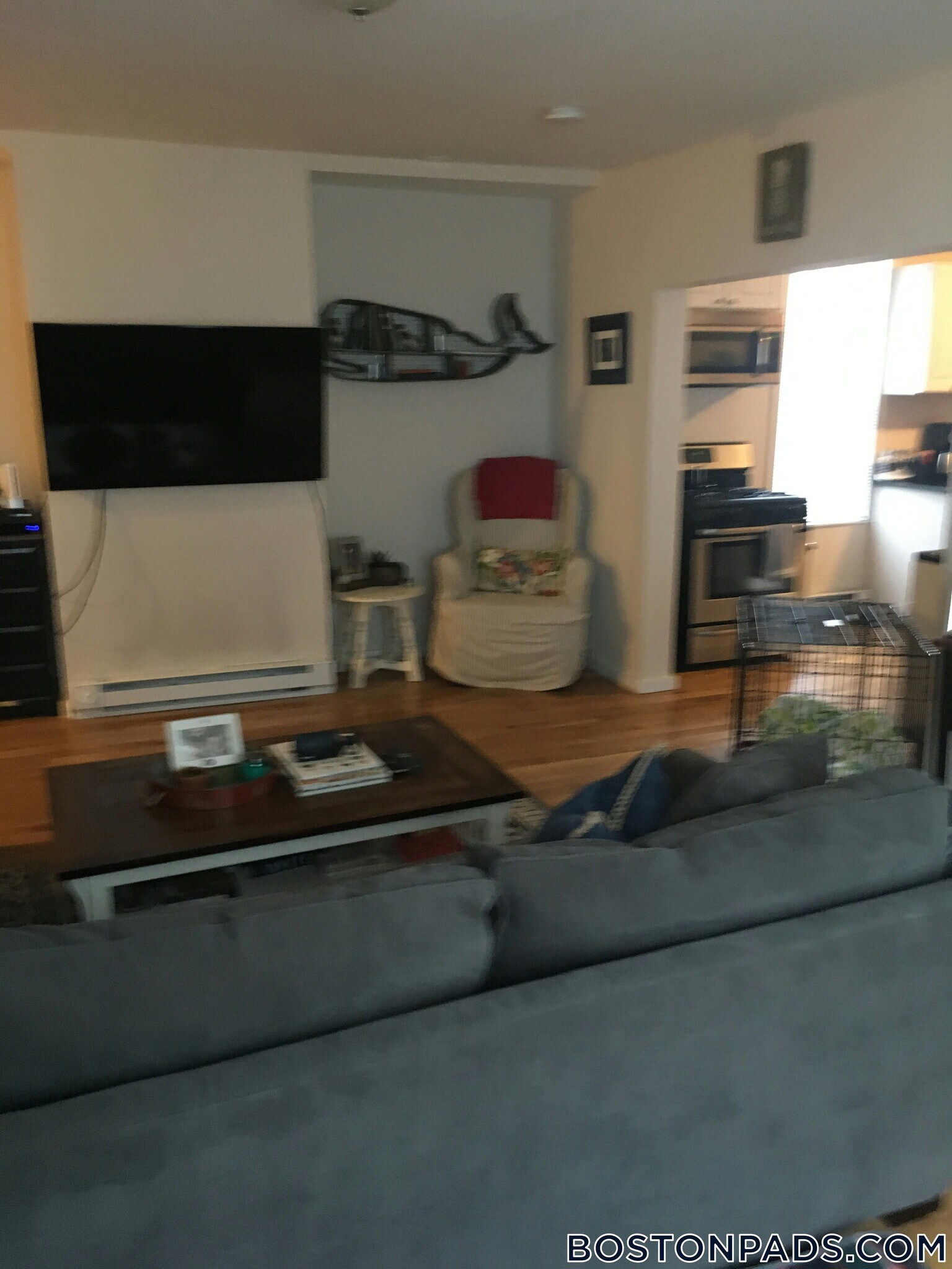 Building Photo - 506 E Broadway