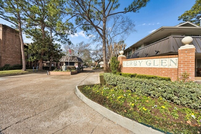 Building Photo - 6456 Bayou Glen Rd