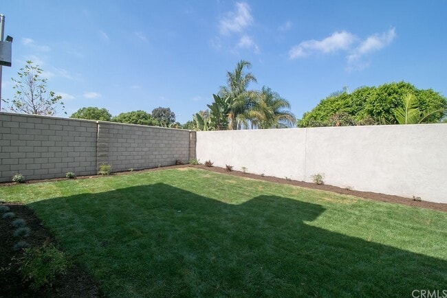 Building Photo - 1045 Hope Ln