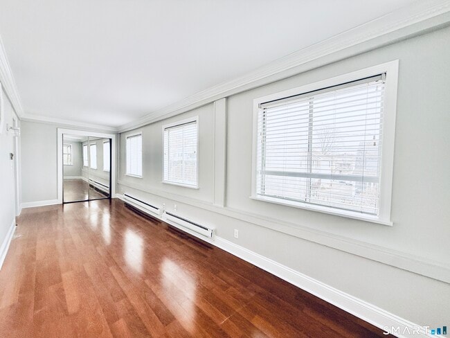 Building Photo - 23 Houston Terrace