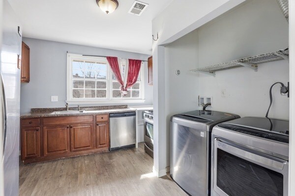 Building Photo - 4706 Deanwood Dr