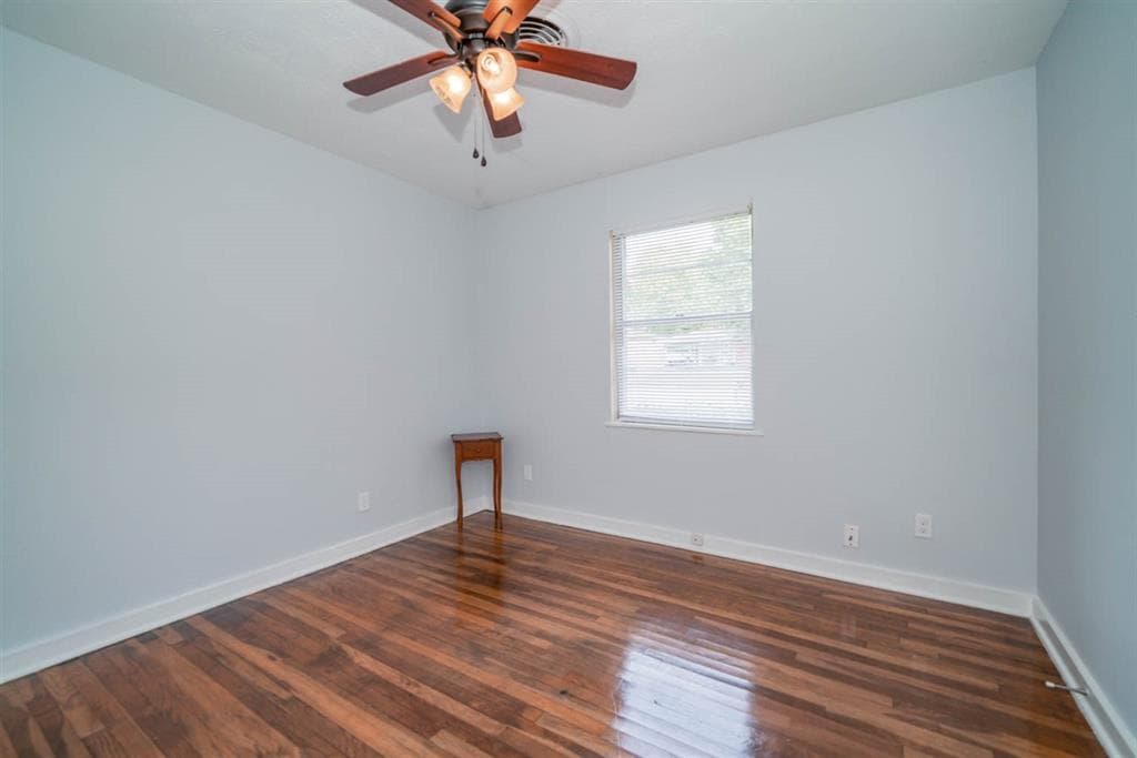 BR 3 - 812 Glencrest Ln
