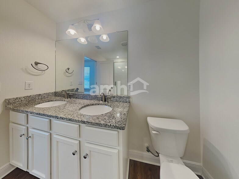 Building Photo - 7916 Stumble Journey Ln