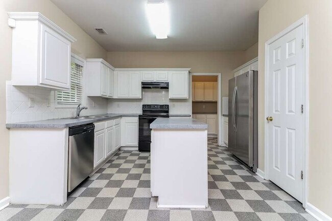 Building Photo - 5514 Black Maple Dr