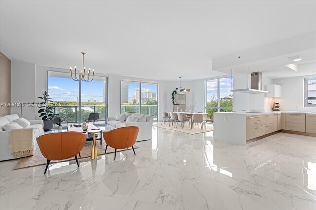 Building Photo - 17111 Biscayne Blvd