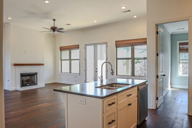 Building Photo - Tuscan Ridge Home