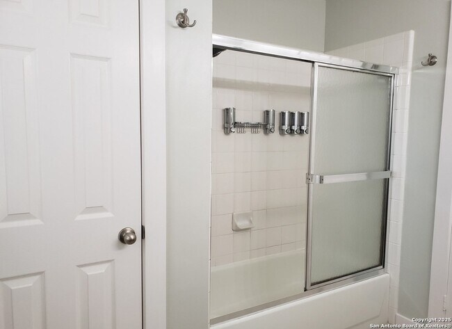 Building Photo - 4111 Antlers Lodge Rd