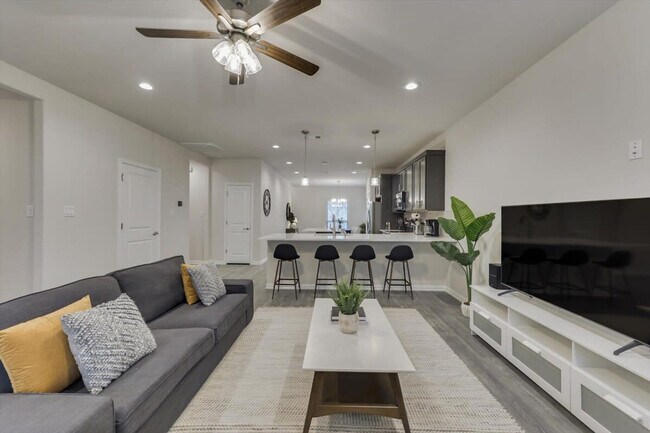 Building Photo - 441 Avenue A