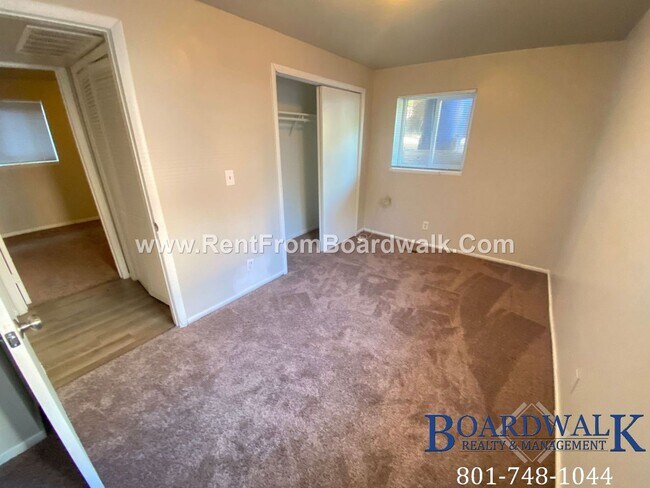 Building Photo - 759/761 Jackson Ave