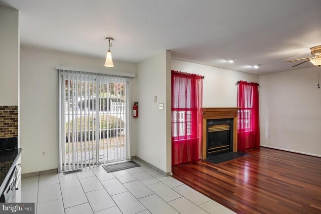 Building Photo - 67 Hearthstone Ln