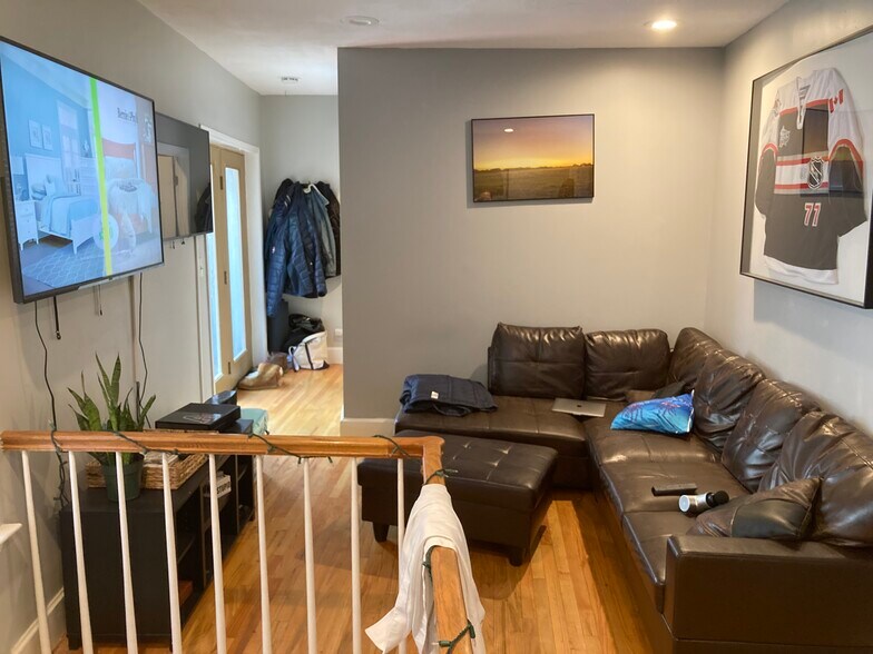 Building Photo - 39 Sheafe St