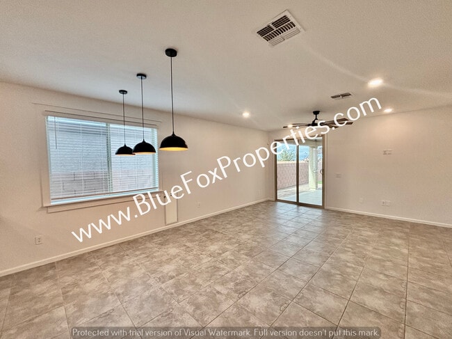 Building Photo - 8112 S Jaeger Pl