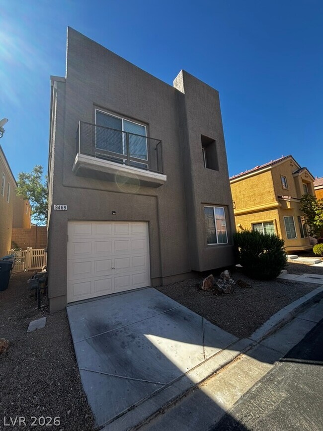 Building Photo - 9469 Oro Bullion St