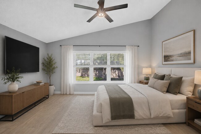 Building Photo - Renovated Brick Home in Gated Community