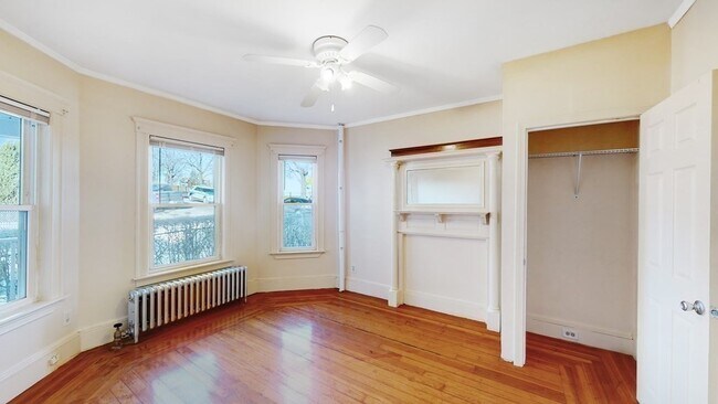 Building Photo - 16 Bentham Rd