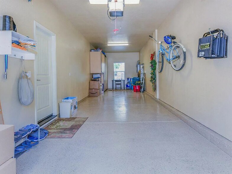 Building Photo - 1024 Provence Village Dr