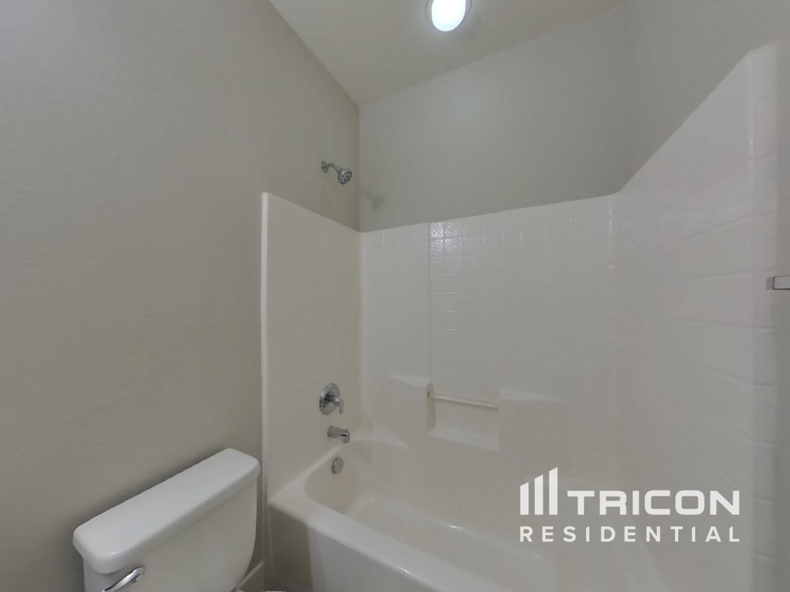 Building Photo - 4134 Blue Manor Ln