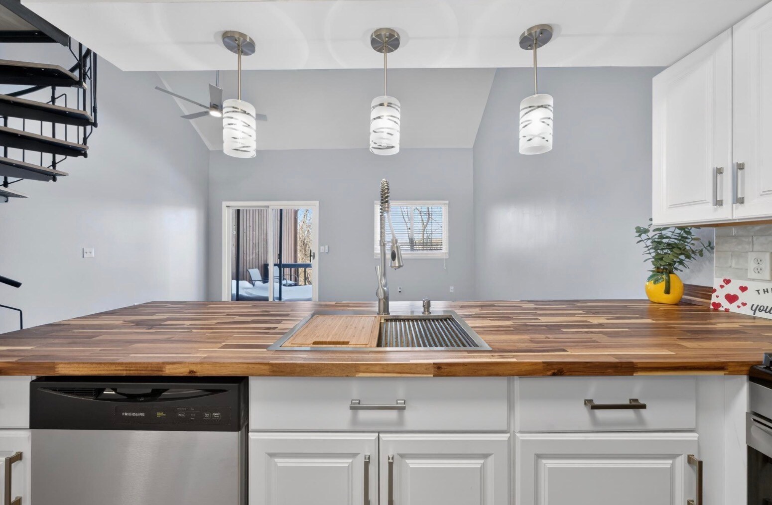 Building Photo - 7 Arapahoe Dr