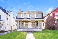 Building Photo - 288 Noah Ave