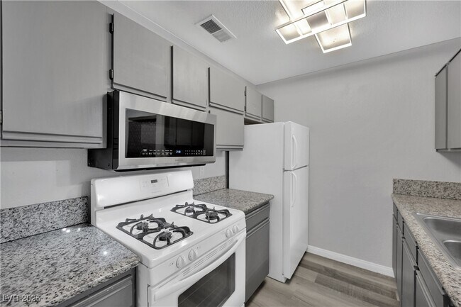 Building Photo - 2200 S Fort Apache Rd