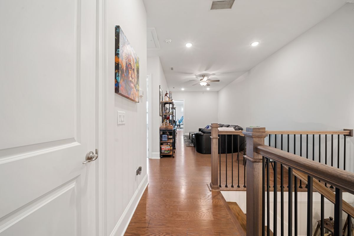 Building Photo - 762 Stickley Oak Way