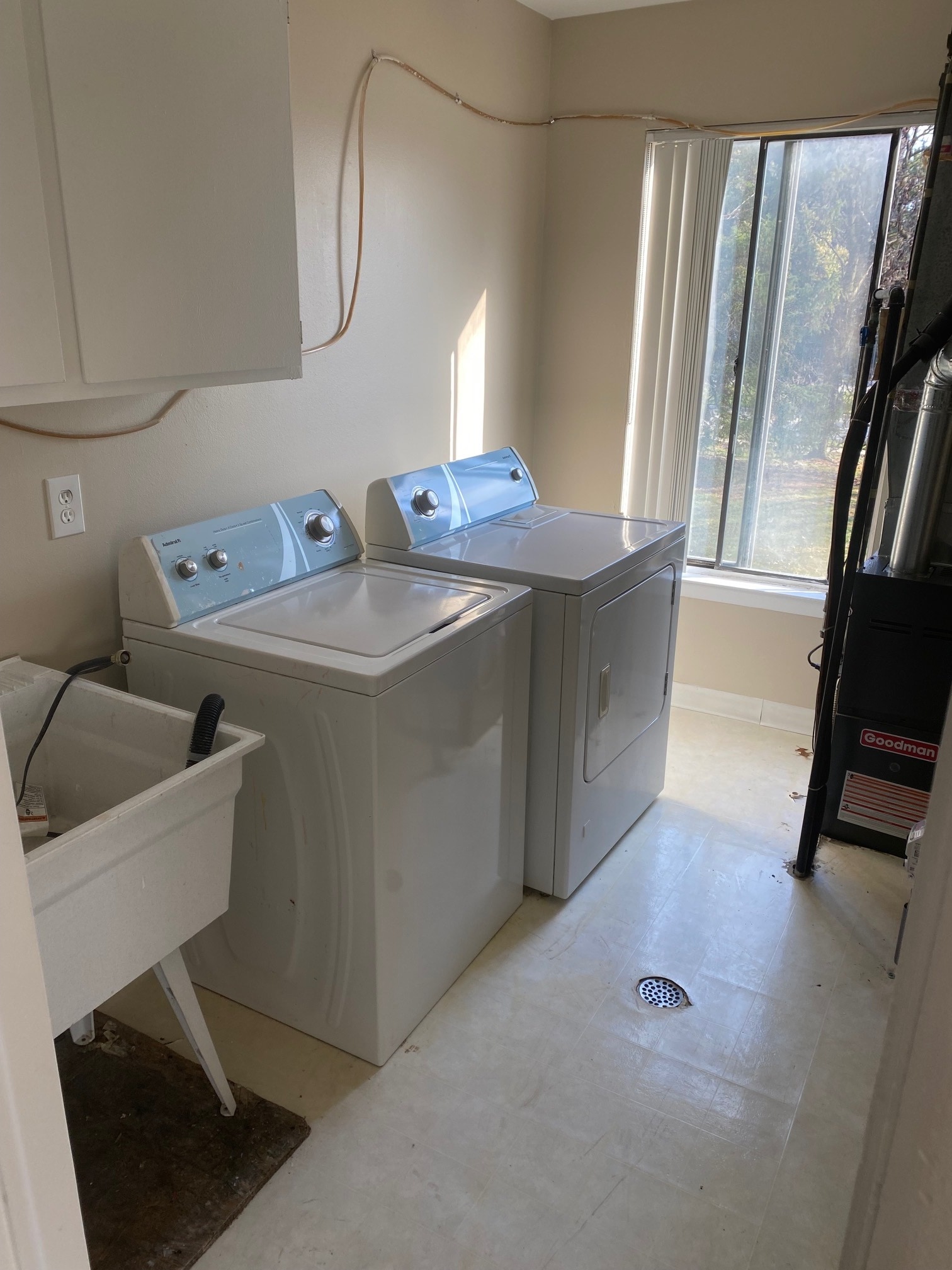Laundry Room - 16150 N Park Dr