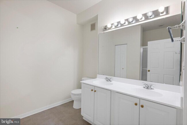 Building Photo - 2495 Amber Orchard Ct