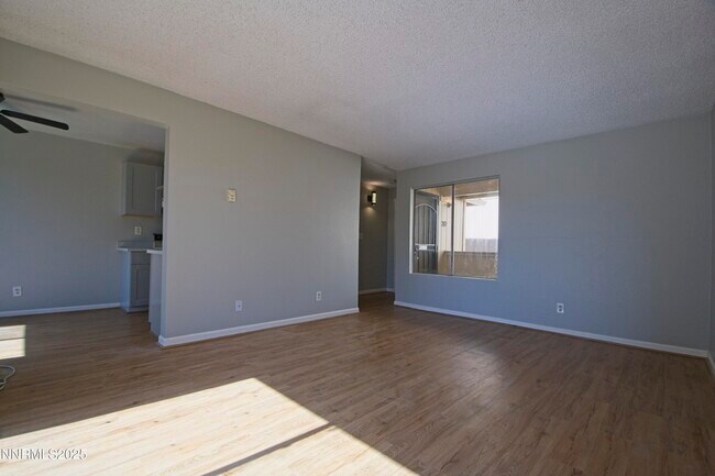 Building Photo - 3949 Clear Acre Ln