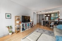 Building Photo - 21-45-45 44th Dr
