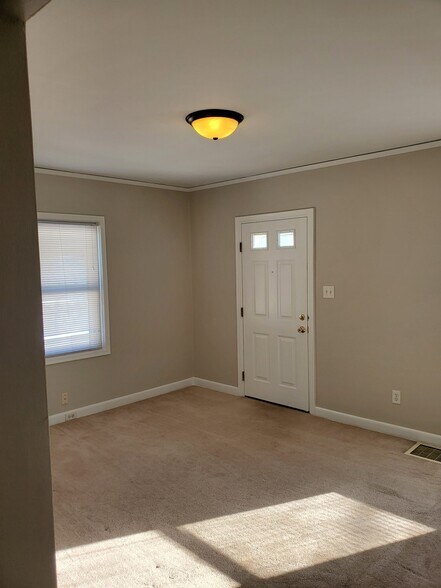 Building Photo - 3234 Kinsey Ave