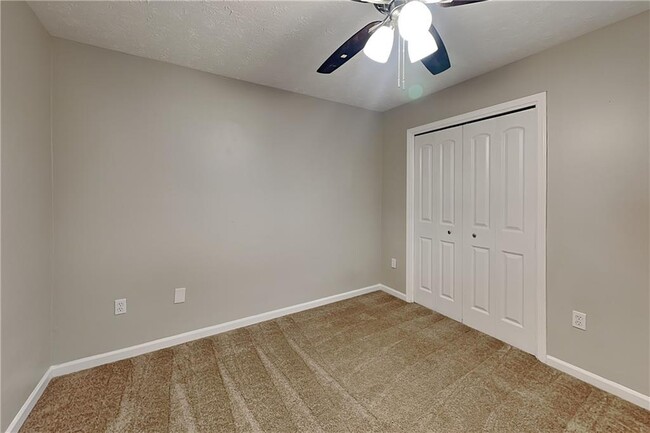 Building Photo - 4125 Inola Trail NE