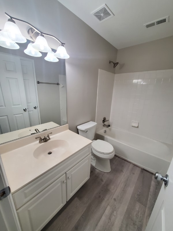 Building Photo - 1 Dartmouth Ave